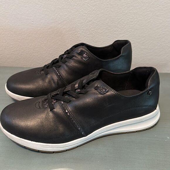 Womens Revere Crete BLACK Metallic Shoe Sneakers size 12 - Slip Resistant EUC - Picture 3 of 5